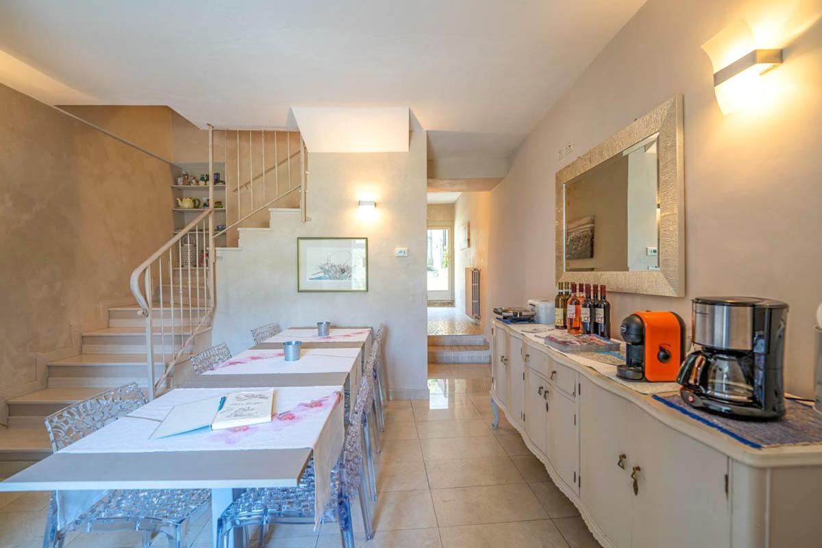 Romantic B&B Il Piccolo Paradiso San Felice del Benaco Exterior photo